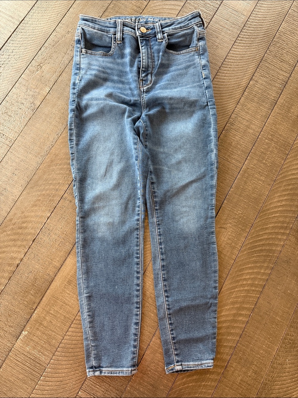 American Eagle Outfitters Super Hi-Rise Jegging